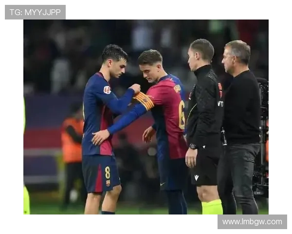 加维盛赞首次佩戴队长袖标称此刻是荣耀也是多年追逐的梦想时刻瞬间 加维盛赞首次佩戴队长袖标称此刻是荣耀也是多年追逐的梦想时刻瞬间