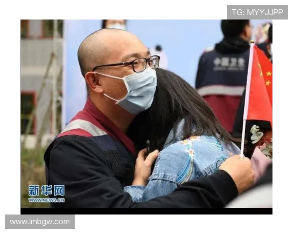 金球奖更衣室合影展现团队精神：胜利源自集体力量